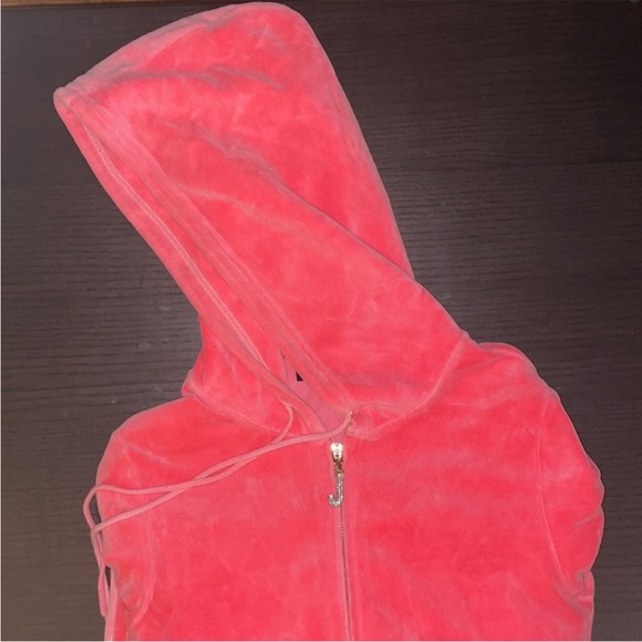 Y2K CORAL PINK JUICY COUTURE SWEATER🪸 - Picture 3 of 8